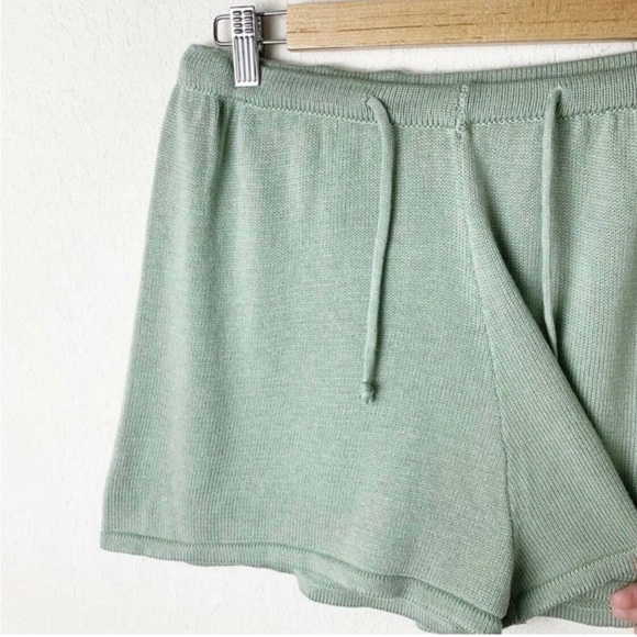 Princess Polly knit shorts size s - Picture 2 of 4